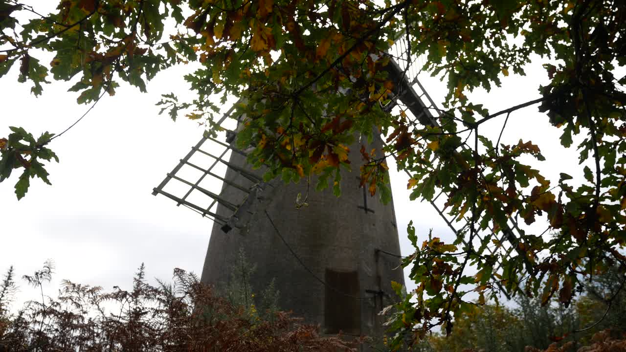 bidston 언덕 빈티지 시골 풍차 제 분소 영어 랜드 마크 오른쪽 황무지를 통해 돌리