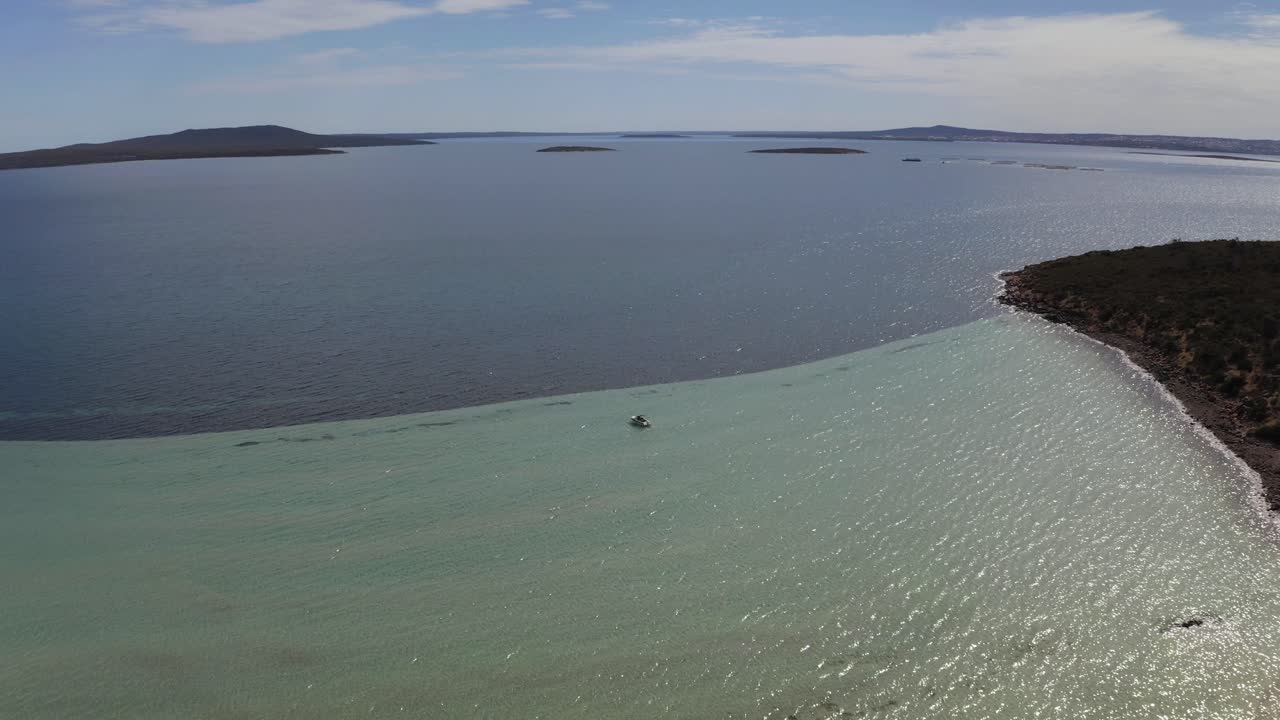 오스트레일리아 남부 링컨 국립 공원의 해가 지는 모습