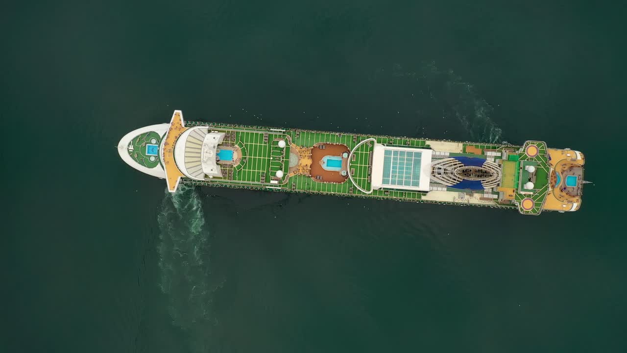 크루즈 선박, 크루즈 라인 선박 sognefjord 또는 sognefjorden, 노르웨이