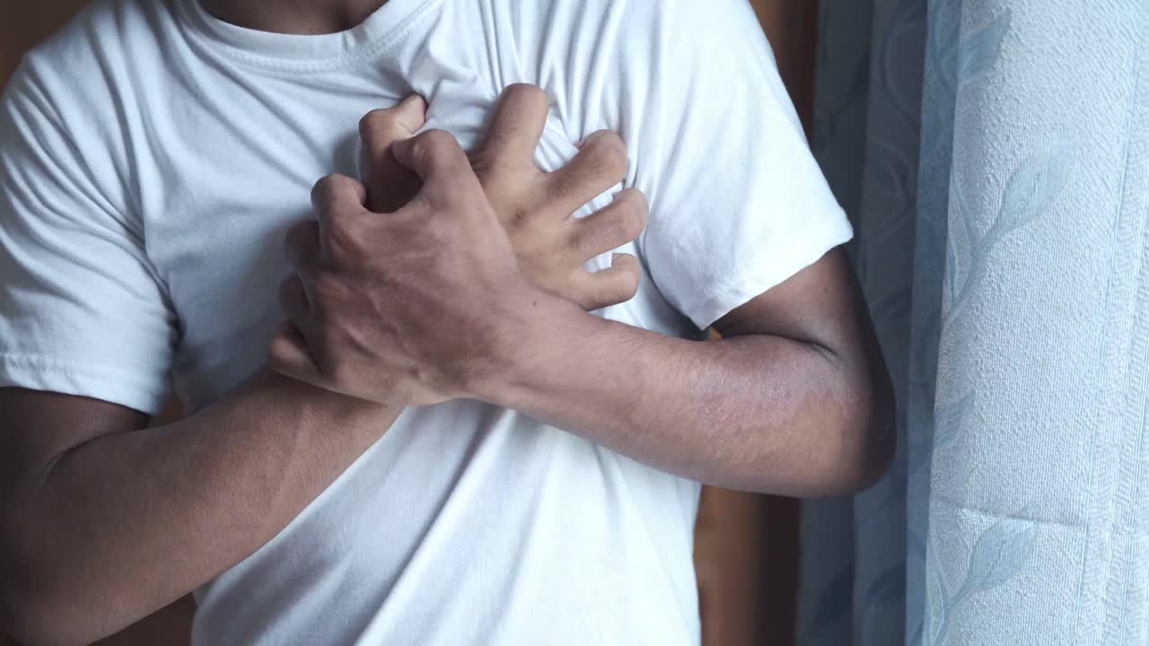 Man experiencing chest pain