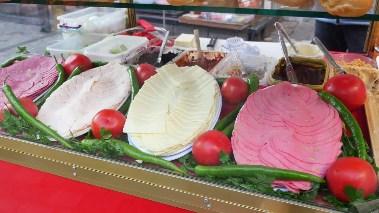 터키 거리 음식: 맛있는 샌드위치 재료