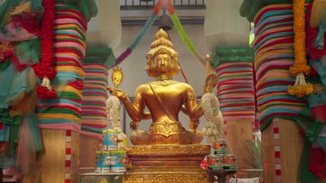 brahma phra phrom, viergesichtiger gott im hinduismus und buddhismus