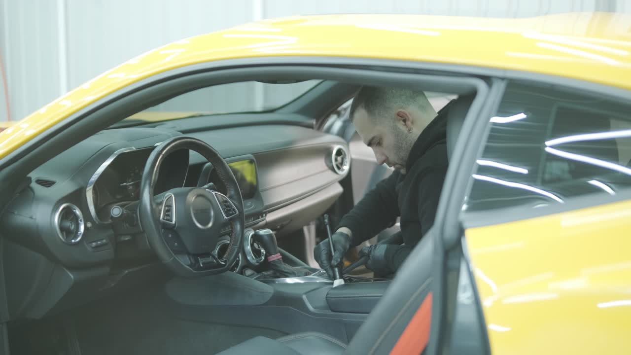 Professional Car Detailing – Washing, Ceramic Coating, and Interior Cleaning