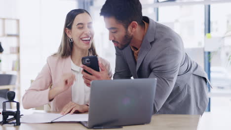 Geschäftsleute,-Teamarbeit-Und-Telefon-Im-Büro