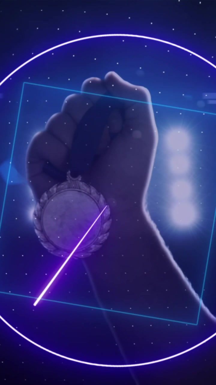 Animación de escáner de neón morado procesando datos sobre una mano sosteniendo una medalla en un estadio deportivo iluminado