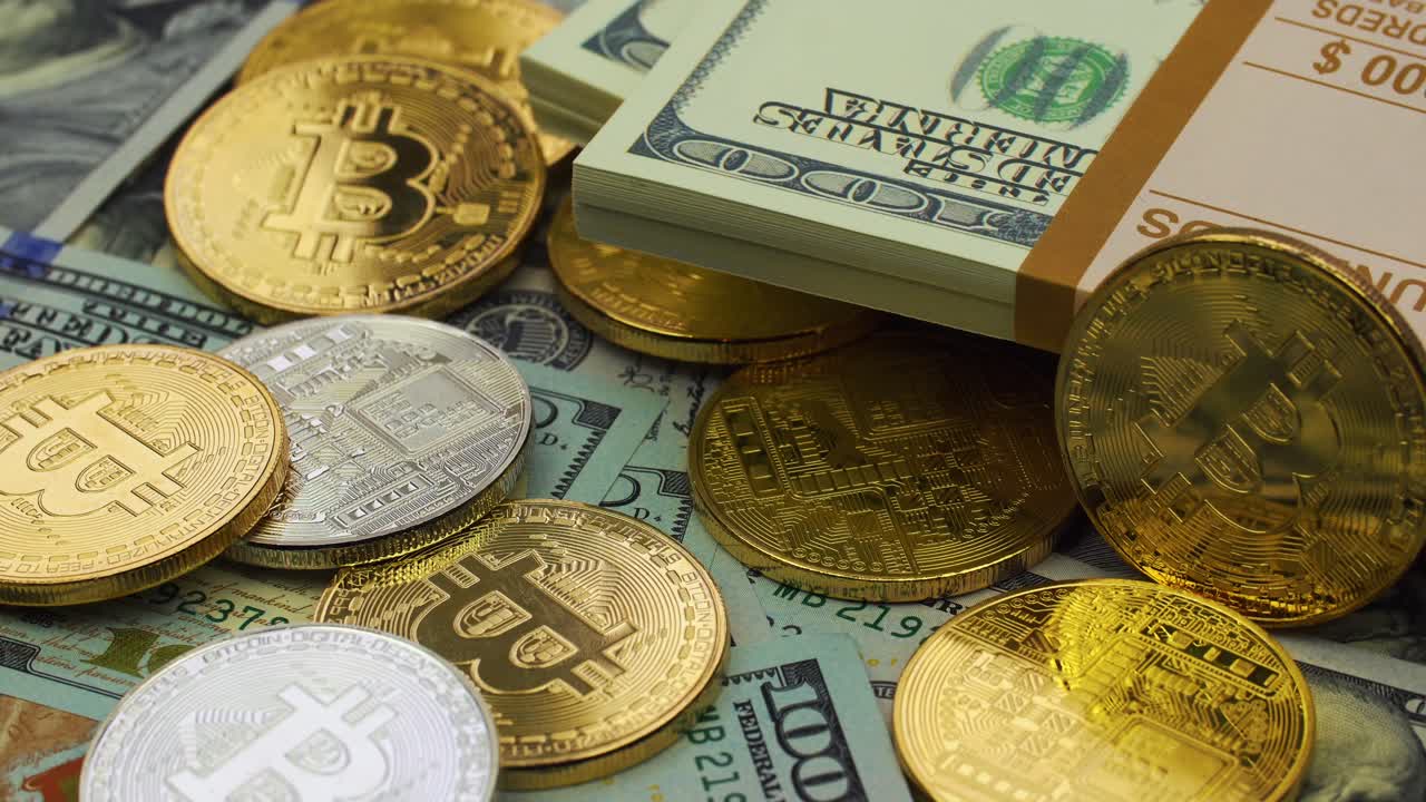 Bitcoins and US Dollar Bills