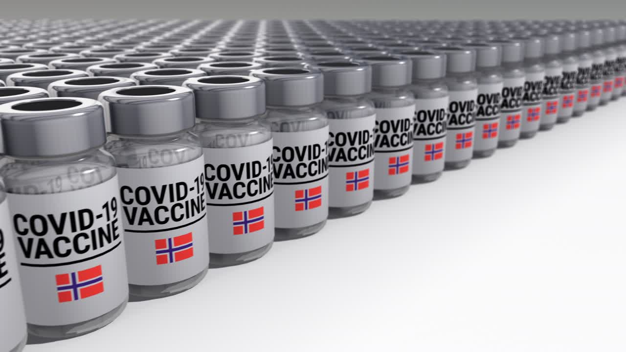 botellas de vacuna contra el covid-19 noruega