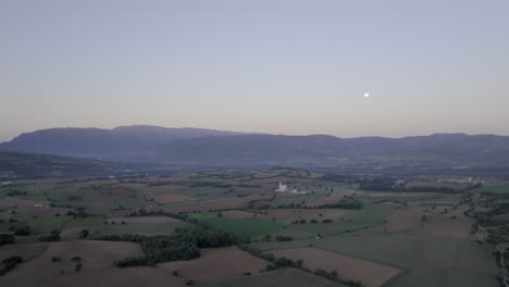 Amanecer-Sobre-El-Pacífico-Valle-De-Tremp-En-Cataluña,-España