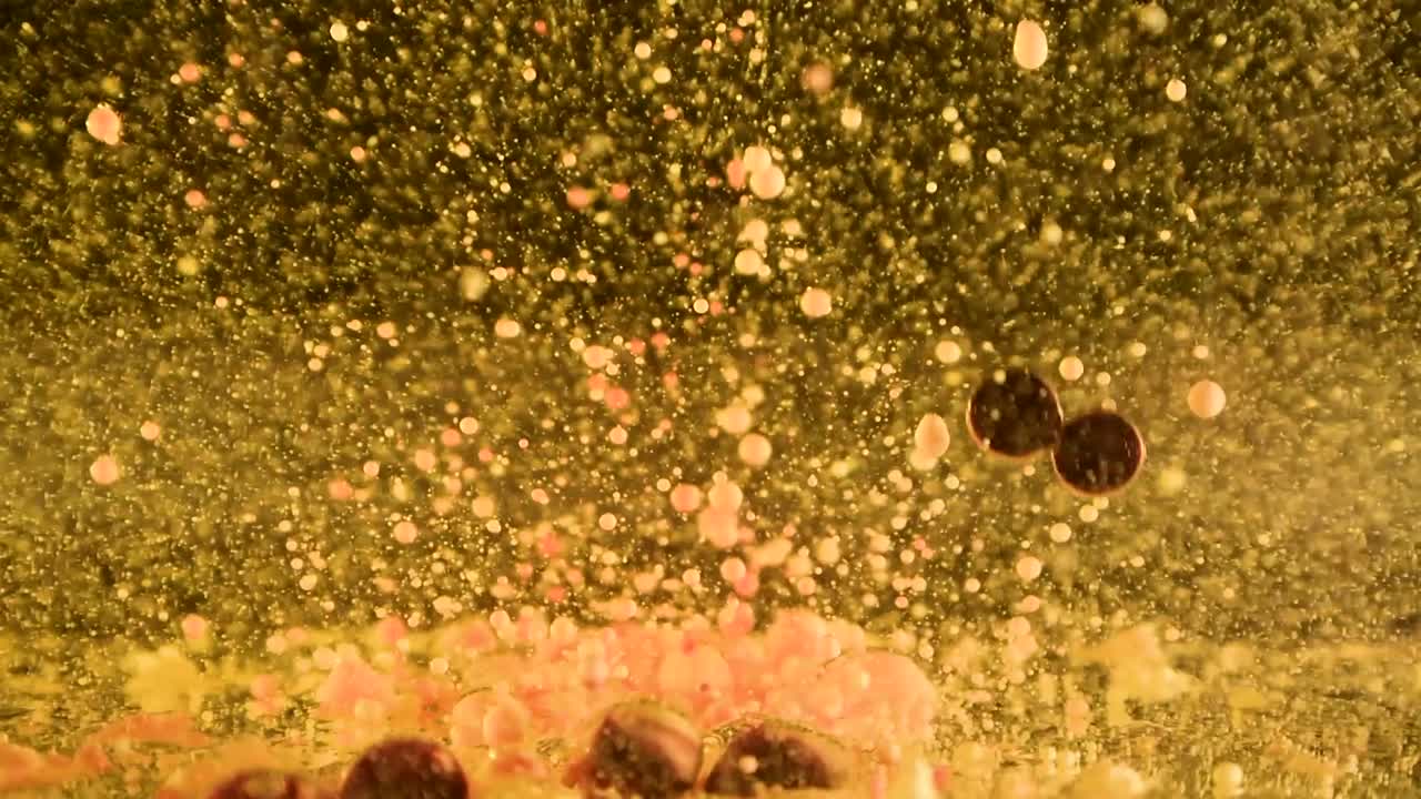 극도의 깊이 효과 60fps로 라이트 오브 풀로 떨어지는 대형 다크 오브