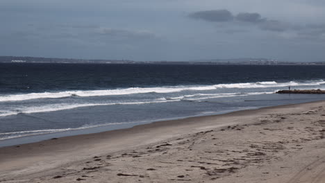 Weitreichende-Aussicht-Auf-Das-Meer-Am-Imperial-Beach-In-San-Diego-County,-Kalifornien,-USA