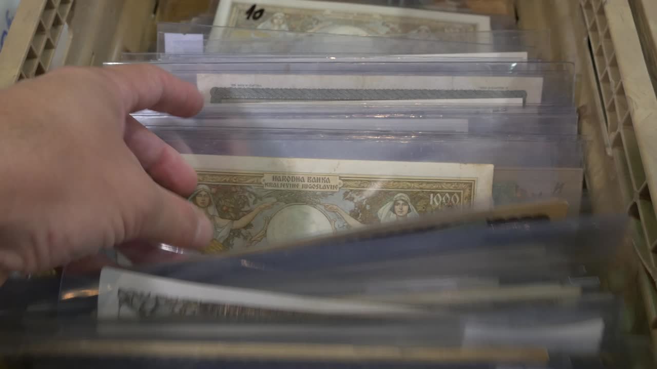 역사적인 지폐 수집.