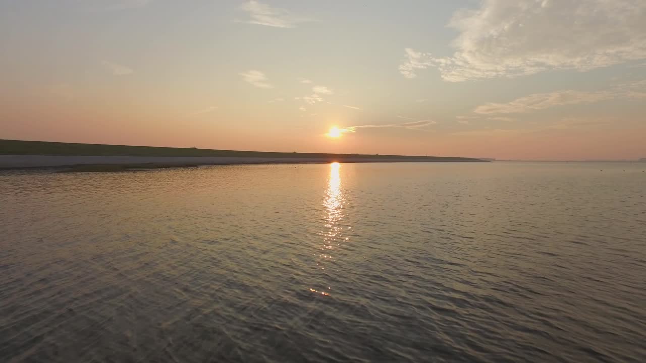 antena: los diques y la costa de oosterschelde, los países bajos