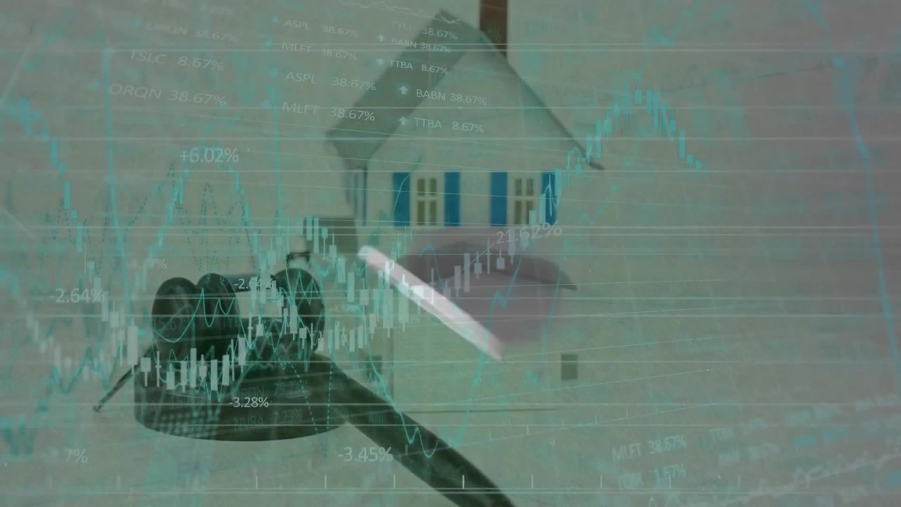 Animasjon av databehandling og et hus over en chip.