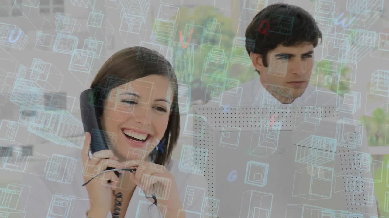 animación del plan de la ciudad y cartas sobre personas de negocios que usan computadoras y teléfonos