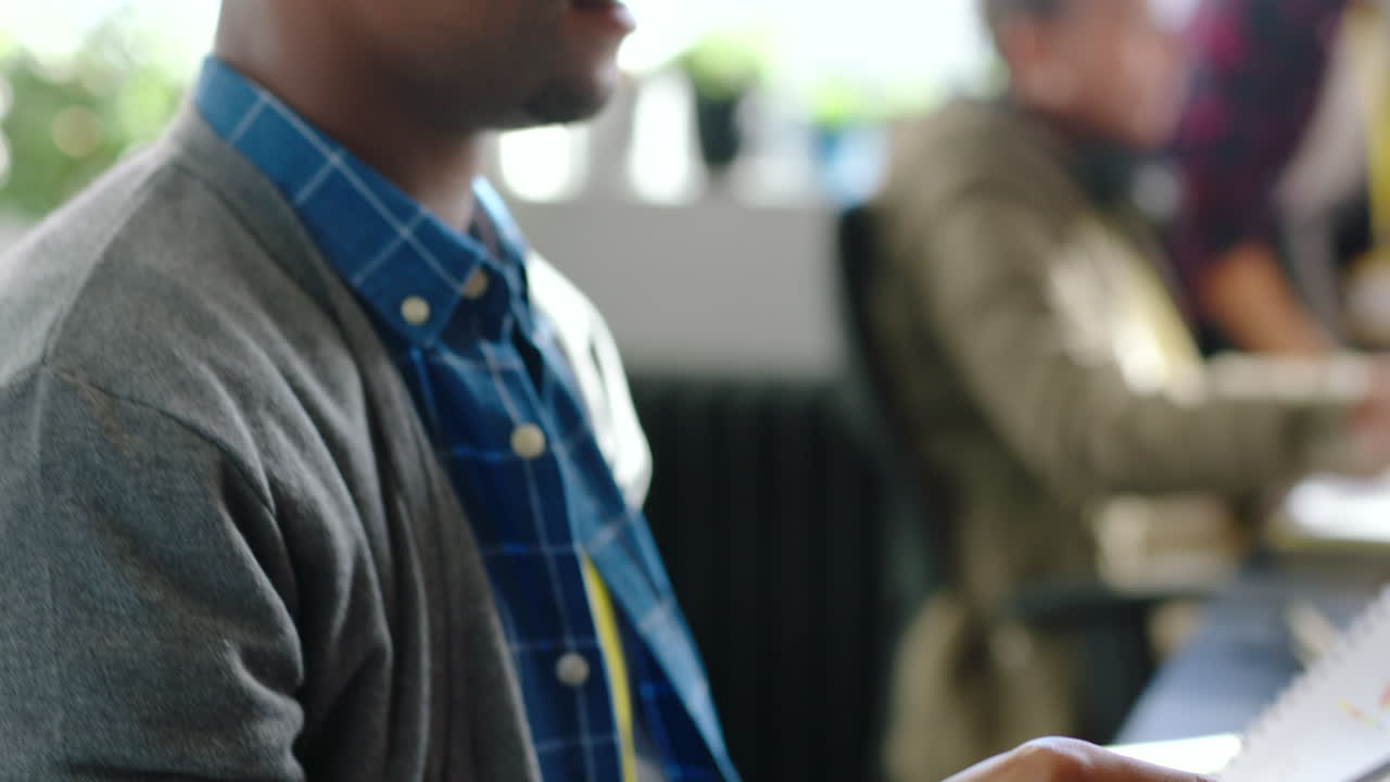 empresario de planificación, cuadernos y papeleo