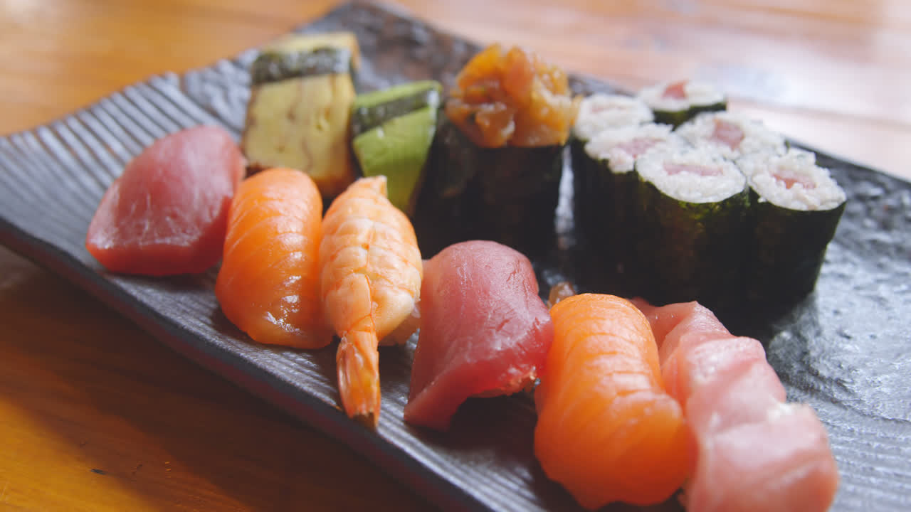 Sushi served in a tray 4k
