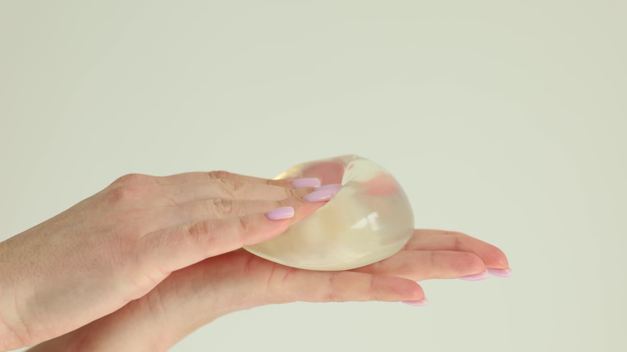 Silicone implants in hands