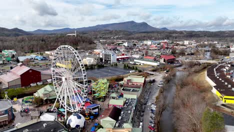 Aerial-Pigeon-Forge,-Tennessee,-Aufgenommen-In-5-Km