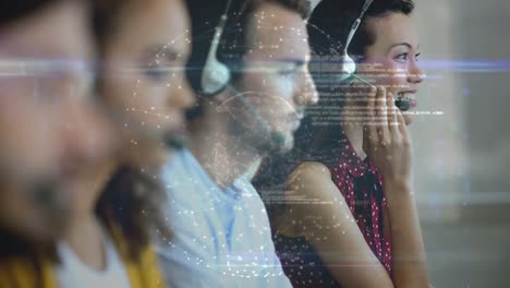 Mujer-Trabajando-En-Callcenter