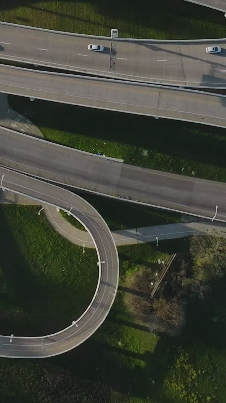 Vista del centro di Dallas che mostra strade e autostrade in Texas