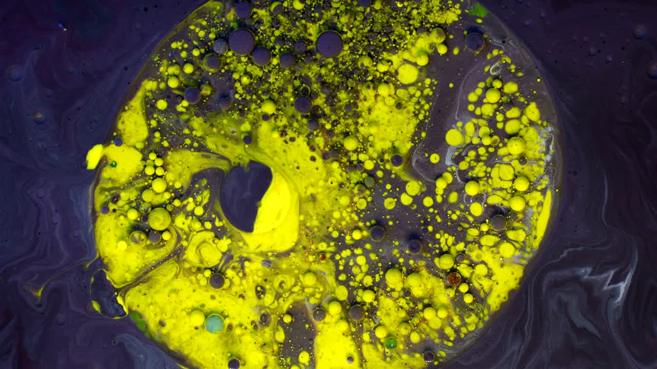 4k 추상 액체 기름 거품 배경