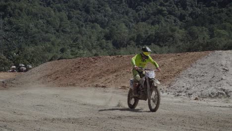 serikin bau dirt bike race,kuching,borneo.
