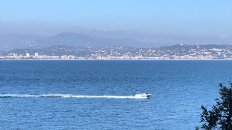 El-Paisaje-De-La-Riviera-Francesa,-Cannes,-Francia