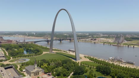 aerial pullback away from the gateway arch in st louis, missouri