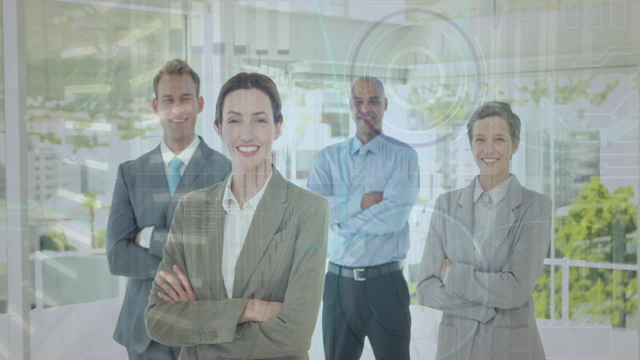 사무실에서 다양한 비즈니스 사람들에 대한 데이터 처리의 애니메이션