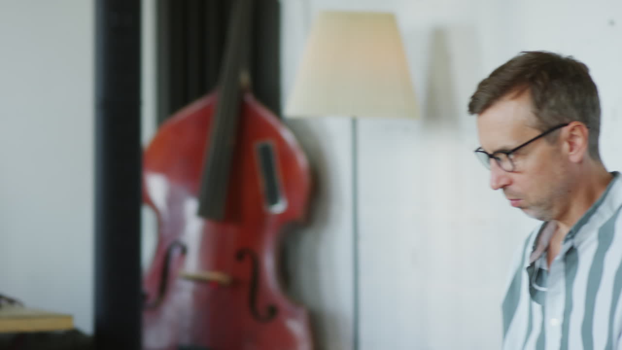 Musicians playing drums and upright bass