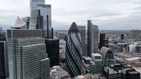 30-St-Mary-Axe,-El-Pepinillo,-El-Distrito-Financiero,-Londres,-Reino-Unido-Drone,antena