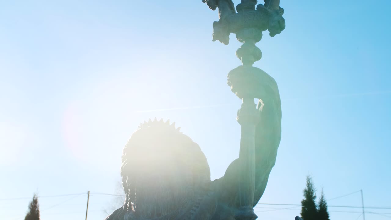 신화적 인물의 동상