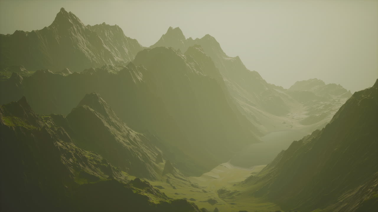 노르웨이의 산에서 안개