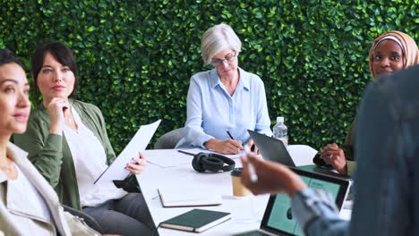reunión de negocios en curso