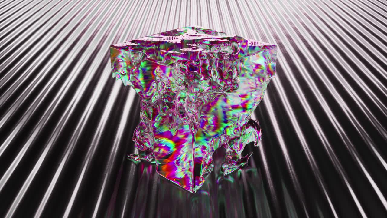 cubo iridescente abstracto en la superficie metálica ondulada