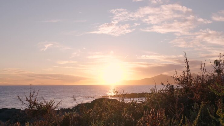 Il tramonto sull'oceano