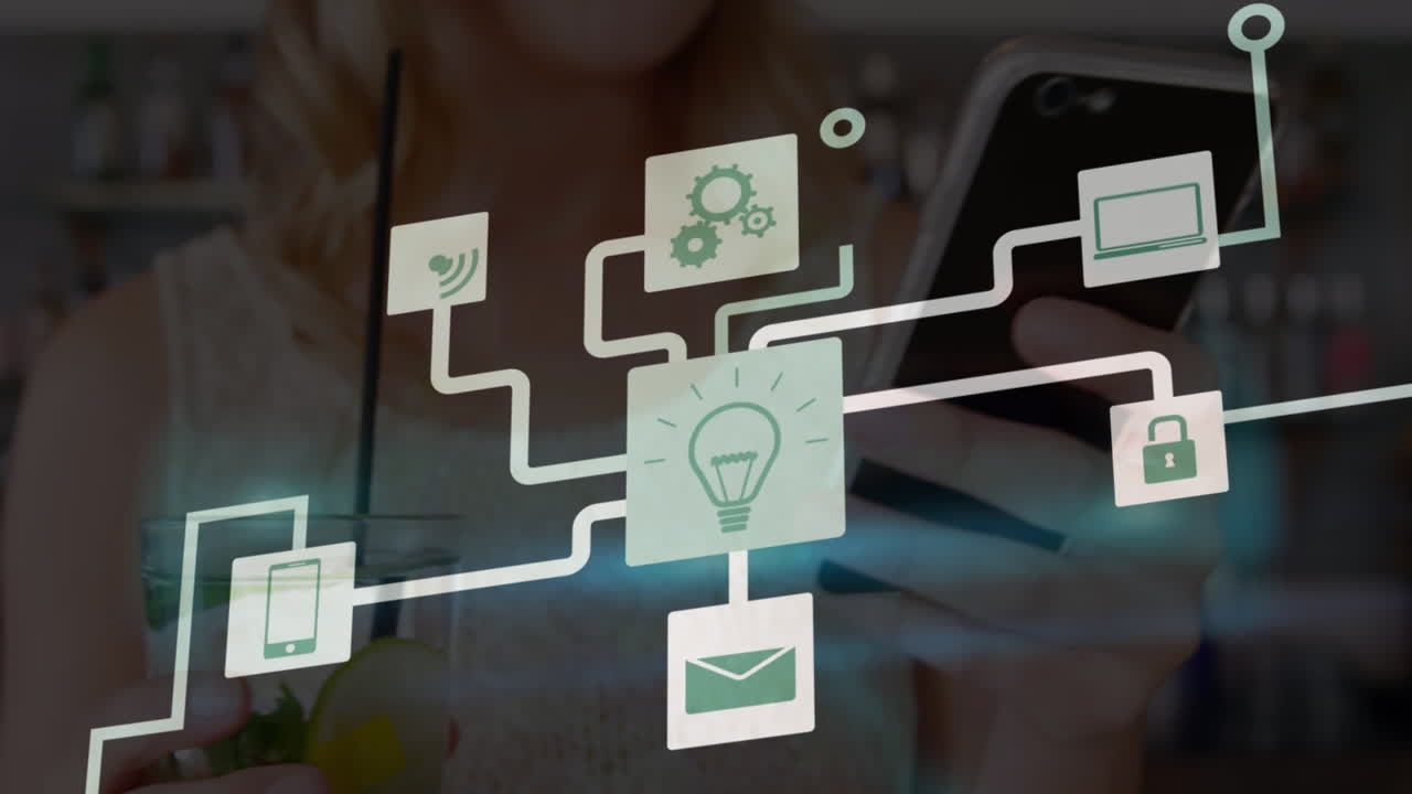 animación de la red de conexiones con iconos sobre la mujer usando un teléfono inteligente