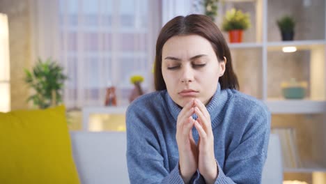 Serious-young-woman-thinking-about-her-future-business-plan,-worrying-about-the-future.