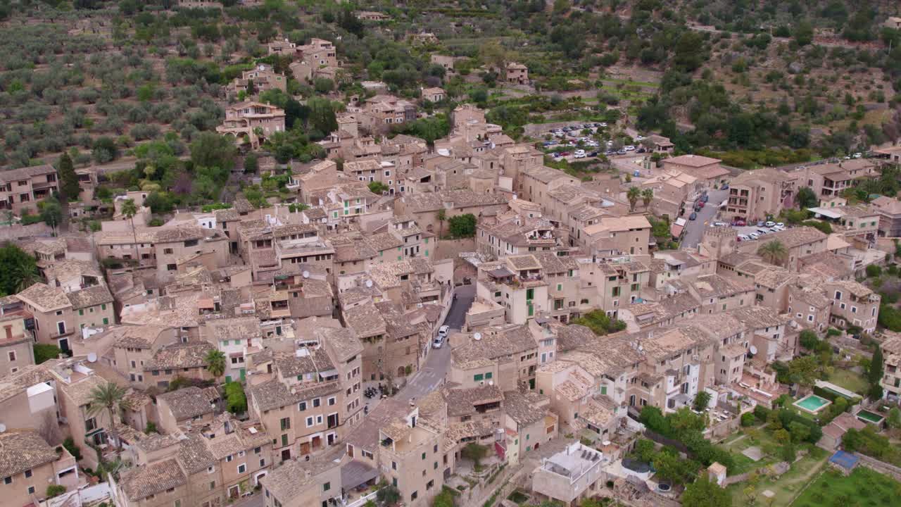 Il pittoresco villaggio di montagna di Fornalutx, Spagna.