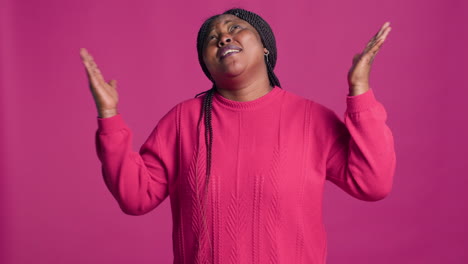 Woman-Praying-With-Her-Hands-Up