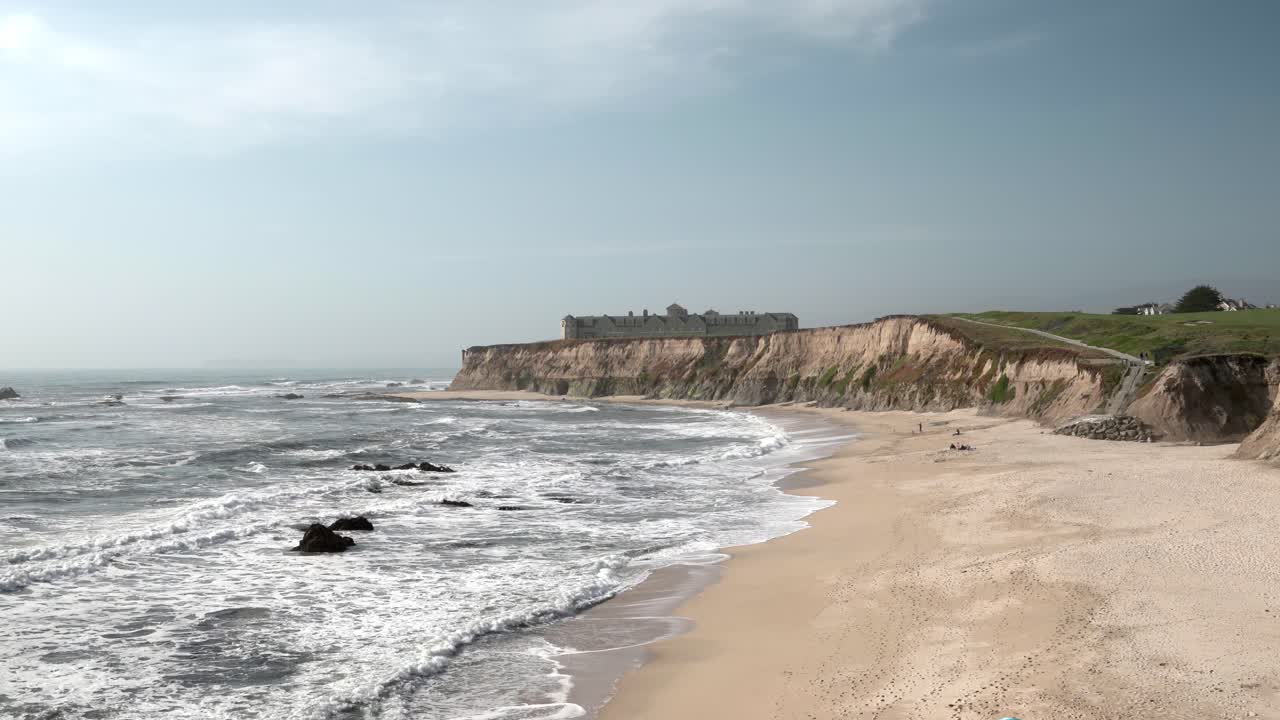 Fantastic view of a hotel next to the beach