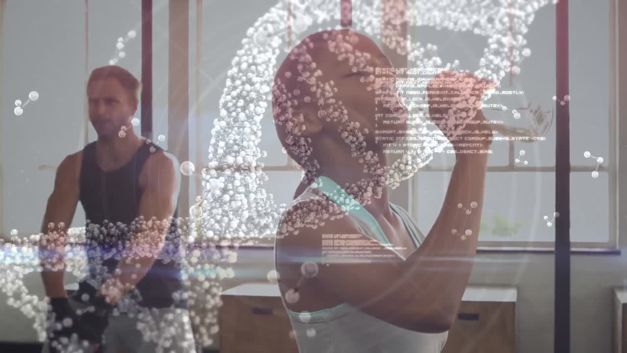 체육관에서 물을 마시는 아프리카계 미국인 건강한 여성에 대한 의료 데이터 처리