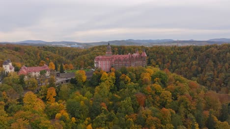 Castillo-De-Walbrzych-En-Baja-Silesia-Polonia-#3