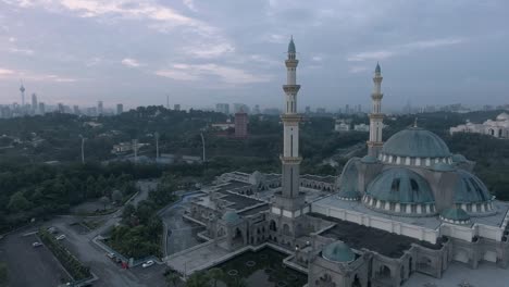 la mezquita de la región de persekutuan.