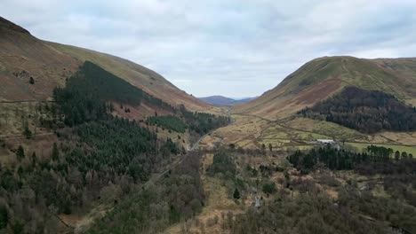 Las-Colinas-Al-Oeste-De-Thirlmere,-Un-Embalse-Entre-Grasmere-Y-Keswick