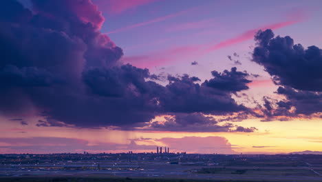 sunset seen from paracuellos del jarama