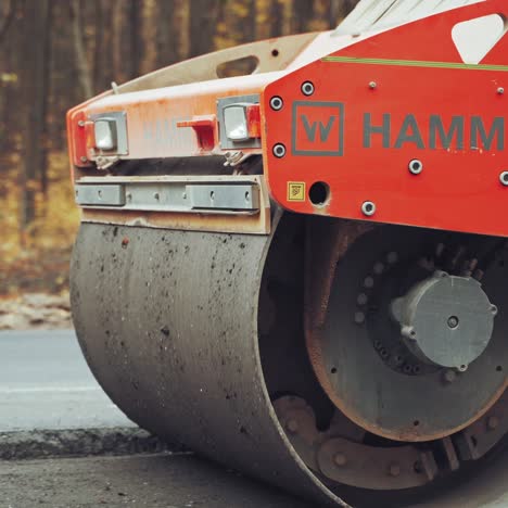 road roller repairing asphalt pavement