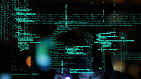 animación de iconos conectados sobre bengalas de lente y lenguaje de computadora contra un fondo negro