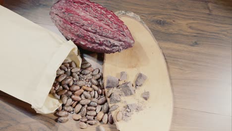 Granos-De-Cacao-En-Una-Mesa