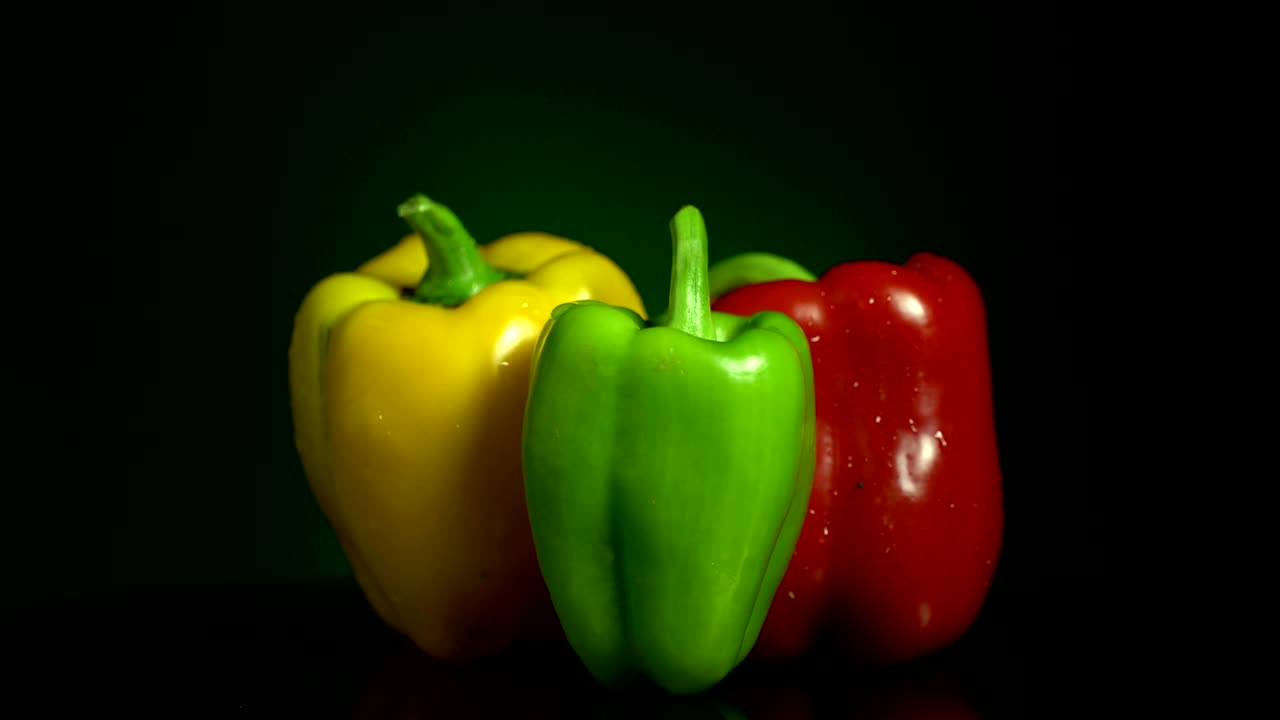 Bell peppers Turning Loopable